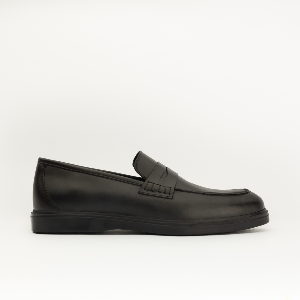 Mocassins en cuir noir
