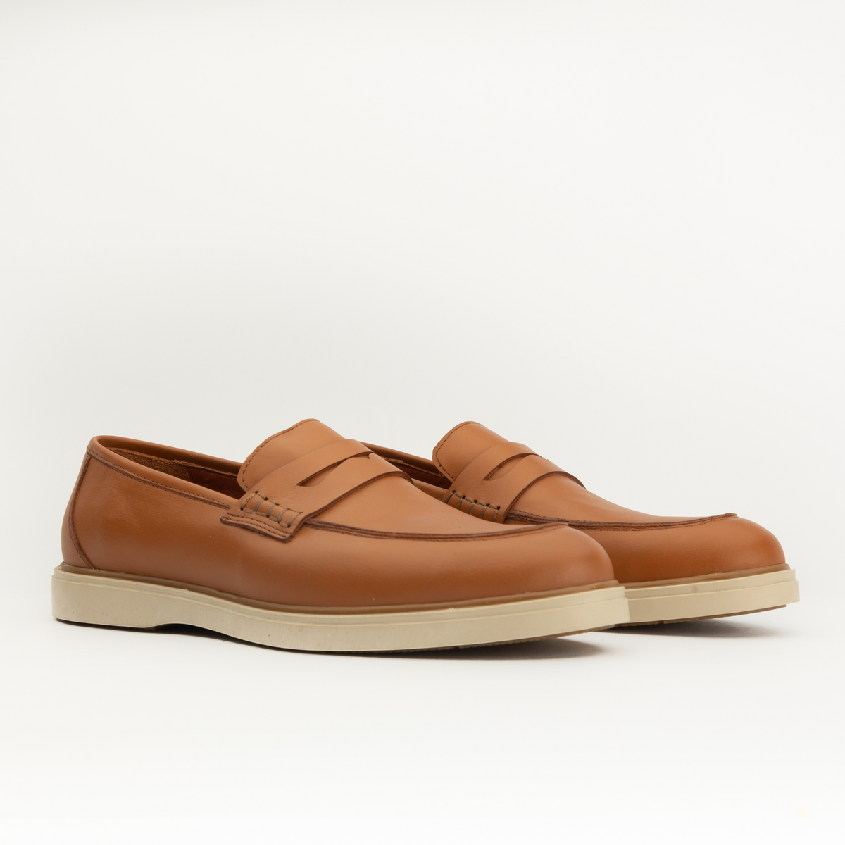 Mocassins en cuir camel