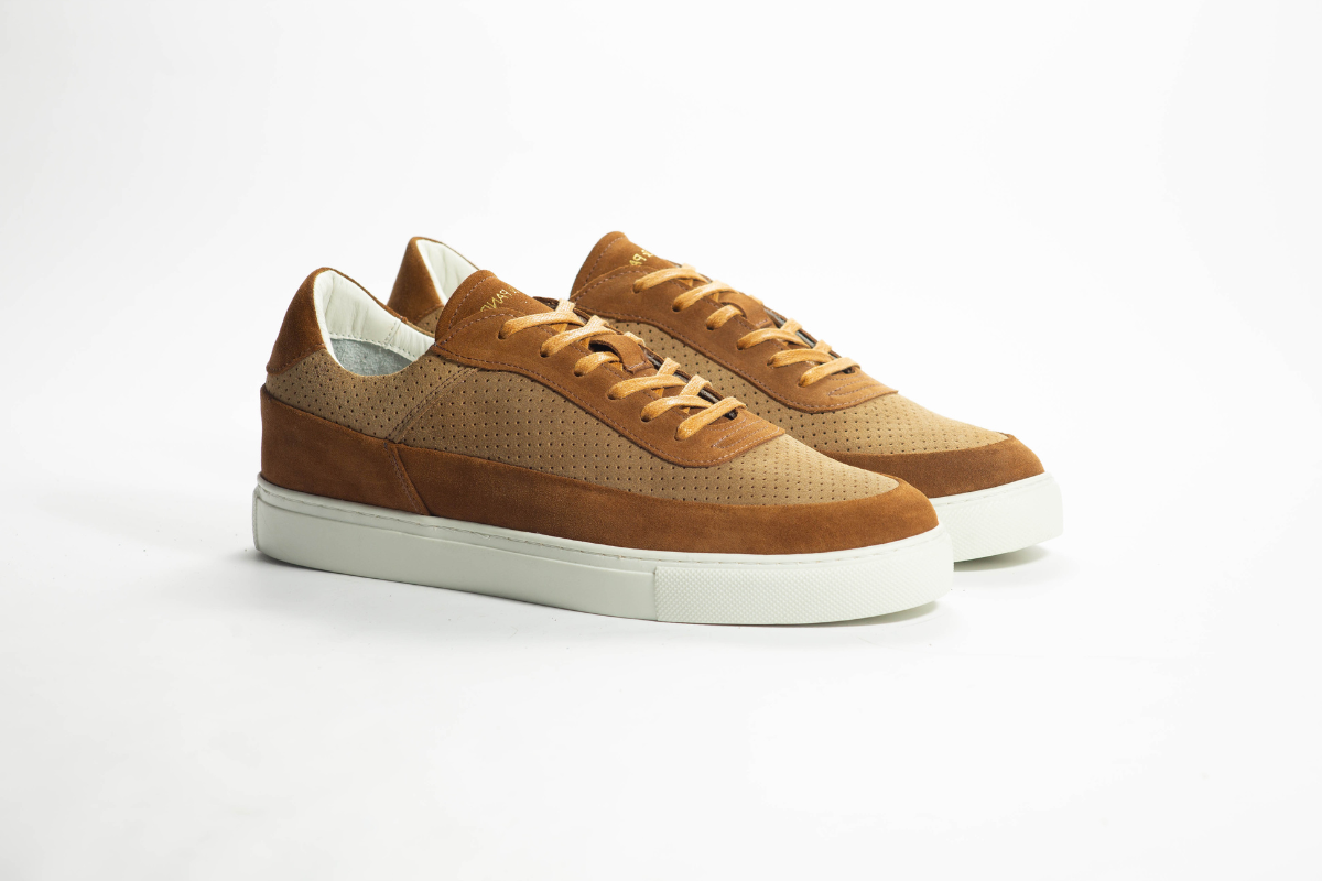 Sneakers SATURNE en daim camel Men & Panda