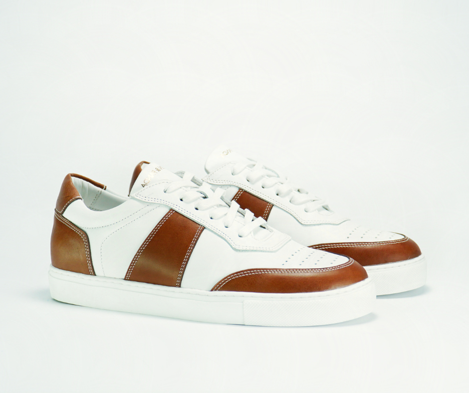 Sneakers COURT en cuir blanc et camel Men & Panda