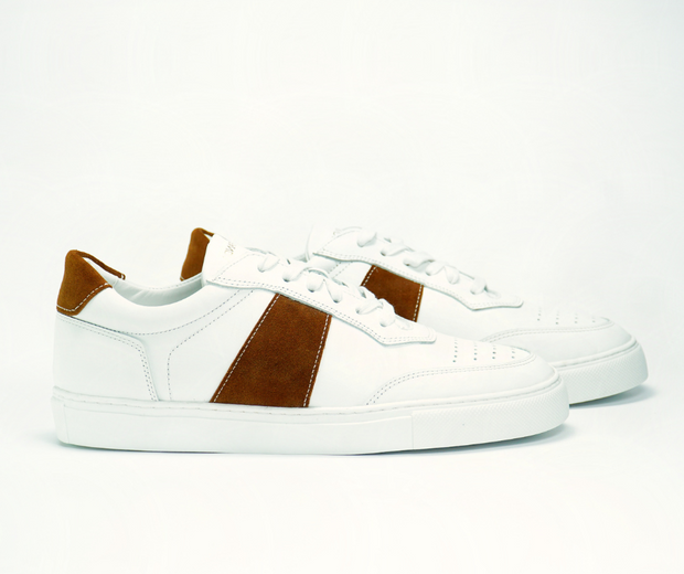 Sneakers COURT en cuir blanc et cognac Men & Panda