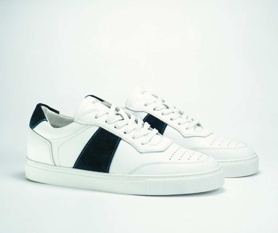 Sneakers COURT en cuir blanc et bleu Men & Panda