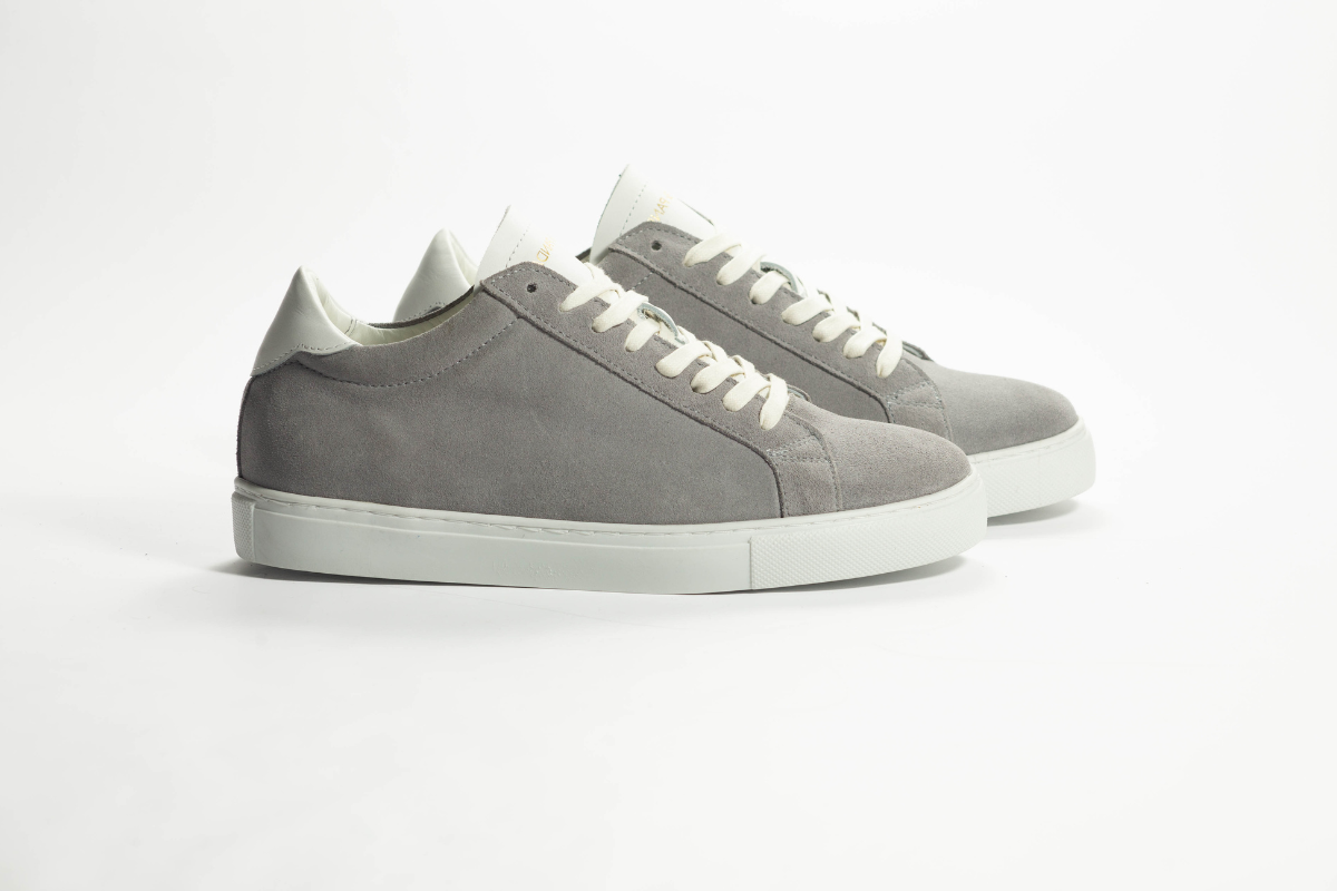 Sneakers GHOST en daim gris Men & Panda