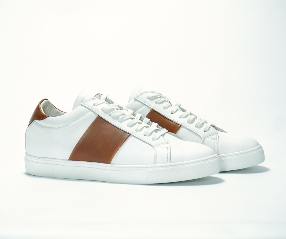 Sneakers GHOST en cuir blanc et camel men and panda