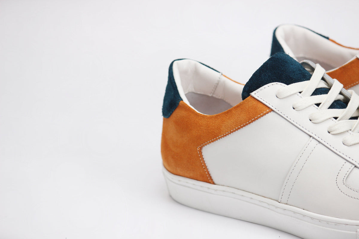 Sneakers BASE en cuir blanc - daim orange Men & Panda