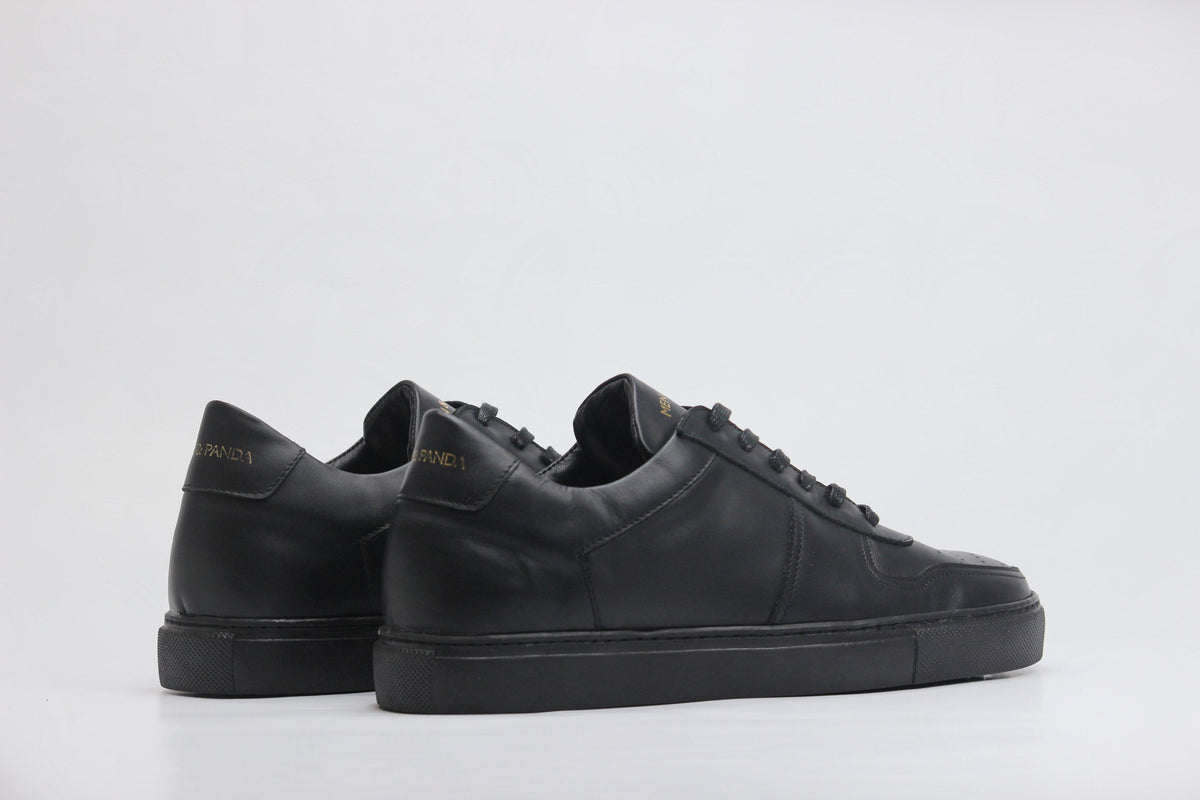 Sneakers BASE en cuir noir Men & Panda